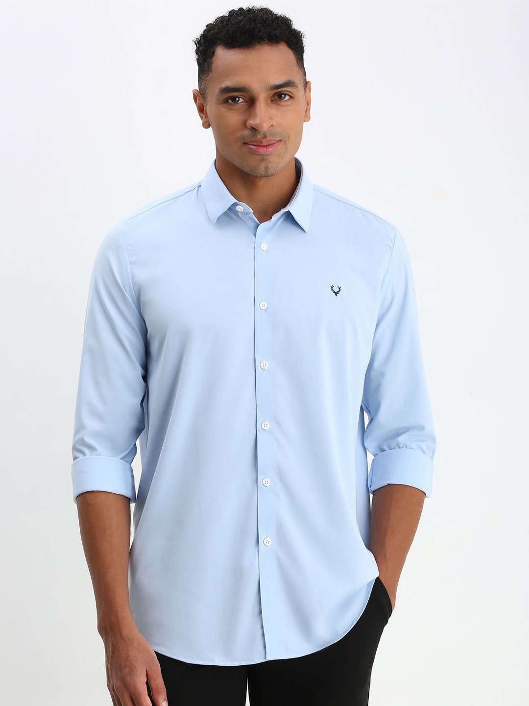 

Allen Solly Men Spread Collar Solid Slim Fit Casual Shirt, Blue