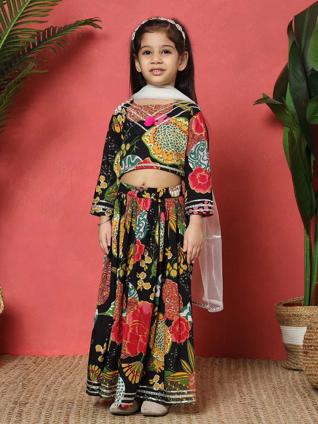 

Readiprint Girls Printed Ready to Wear Lehenga & Blouse With Dupatta, Black