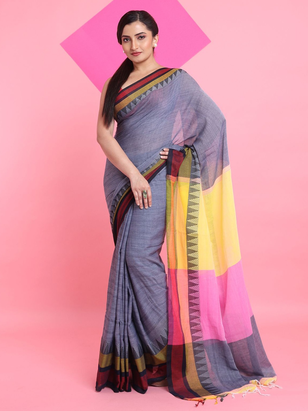 

Arhi Woven Design Pure Cotton Saree, Grey