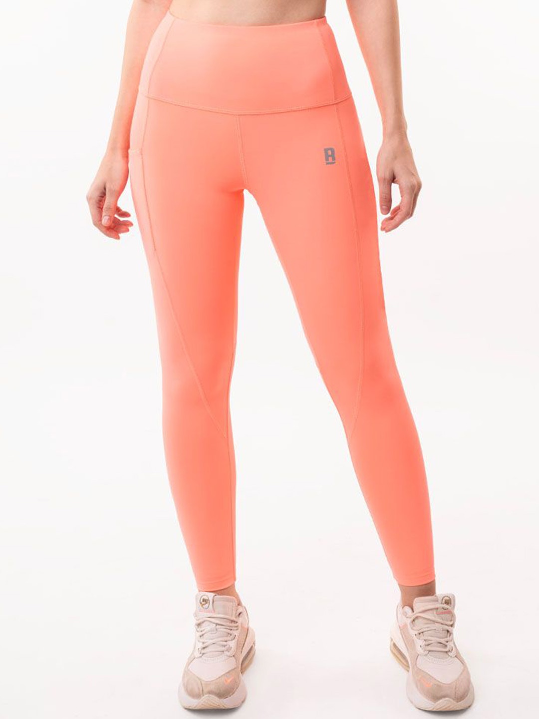 

Baller Athletik Solid AeroFit High-Rise Tights, Coral
