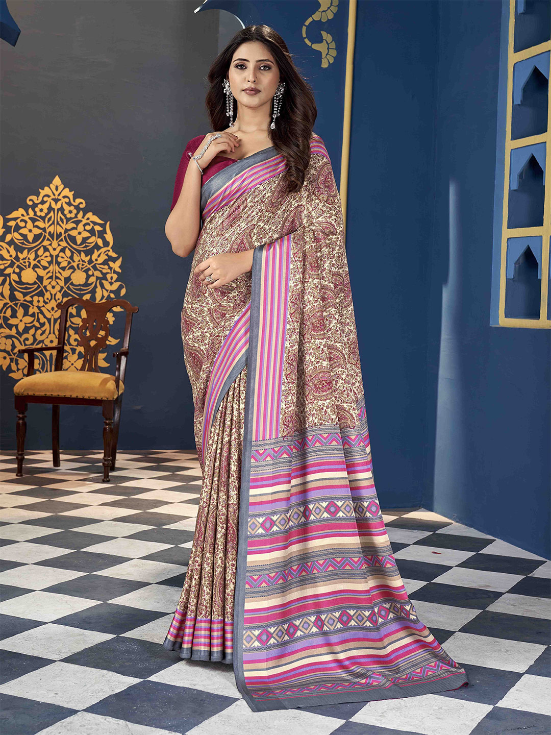

Ethnielle Paisley Print Saree, Purple