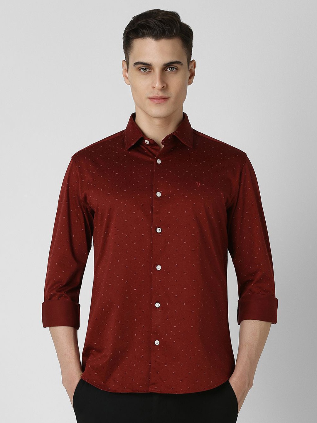 

Van Heusen Sport Men Spread Collar Geometric Printed Cotton Slim Fit Casual Shirt, Maroon