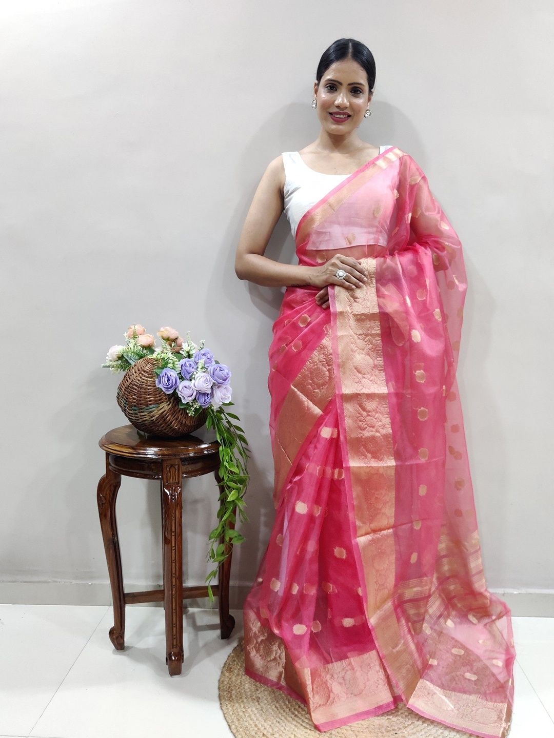 

LeeliPeeri Designer Woven Design Zari Organza Saree, Pink