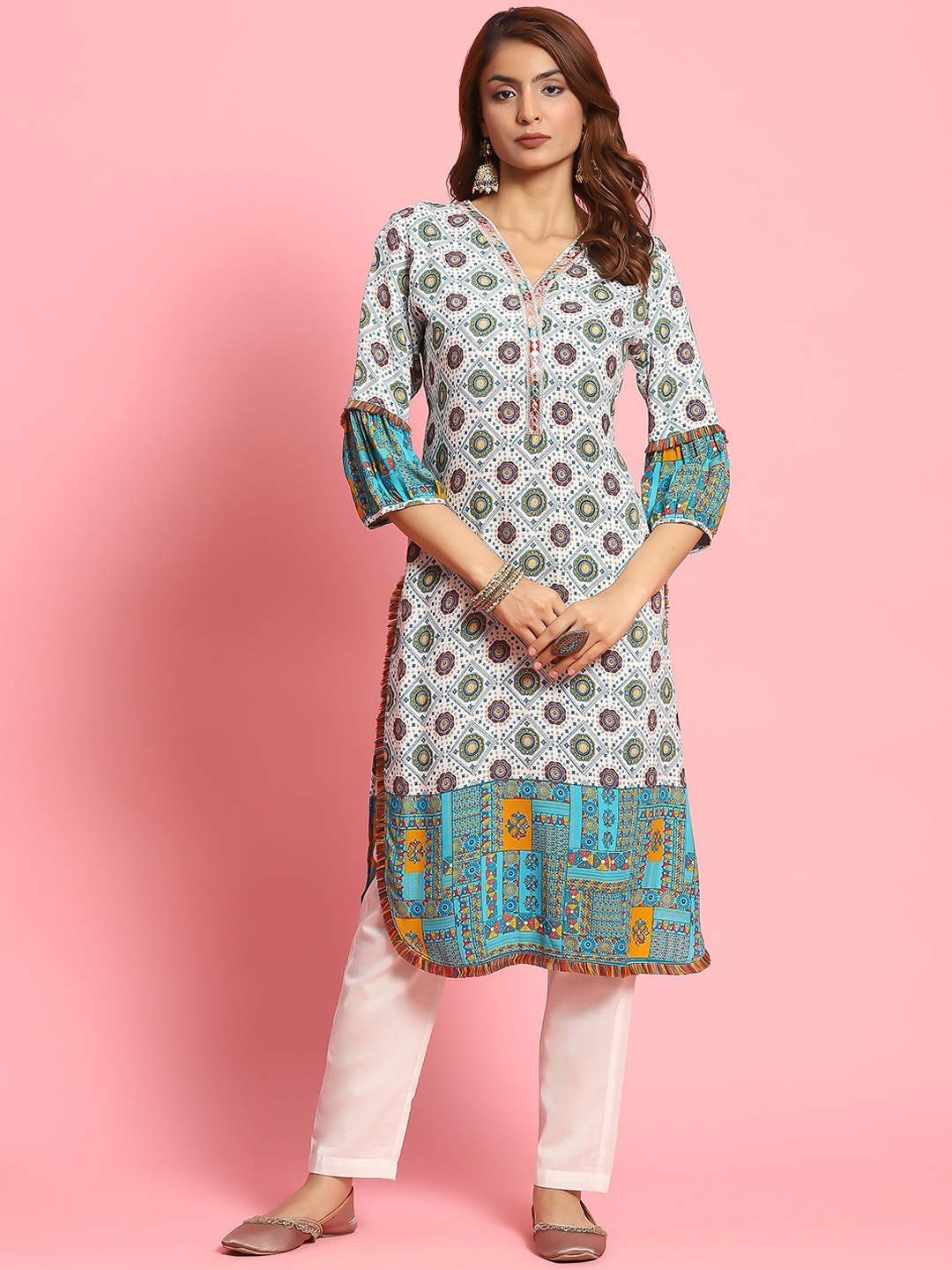 

Shree Ethnic Motifs Printed Gotta Patti V-Neck Straight Kurta, Beige