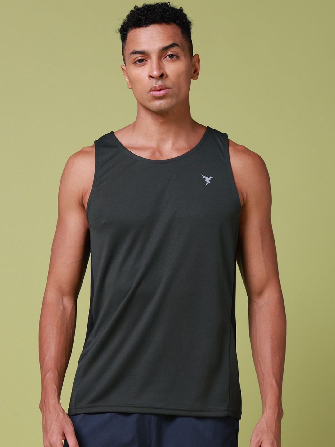 

Technosport Sleeveless Innerwear Vests, Green