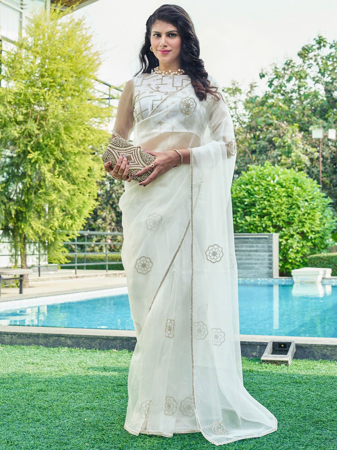 

Anouk Embellished Beads and Stones Organza Saree, Off white