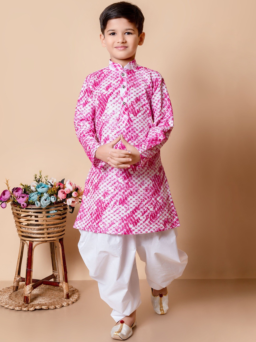 

NFC CREATION Boys Abstract Printed Mandarin Collar Regular Straight Kurta with Patiala, Pink