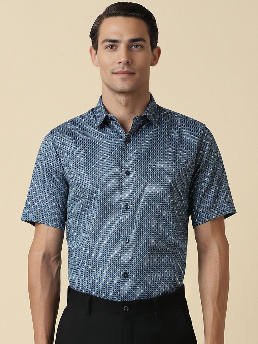 

Allen Solly Men Spread Collar Micro Ditsy Printed Cotton Slim Fit Formal Shirt, Grey