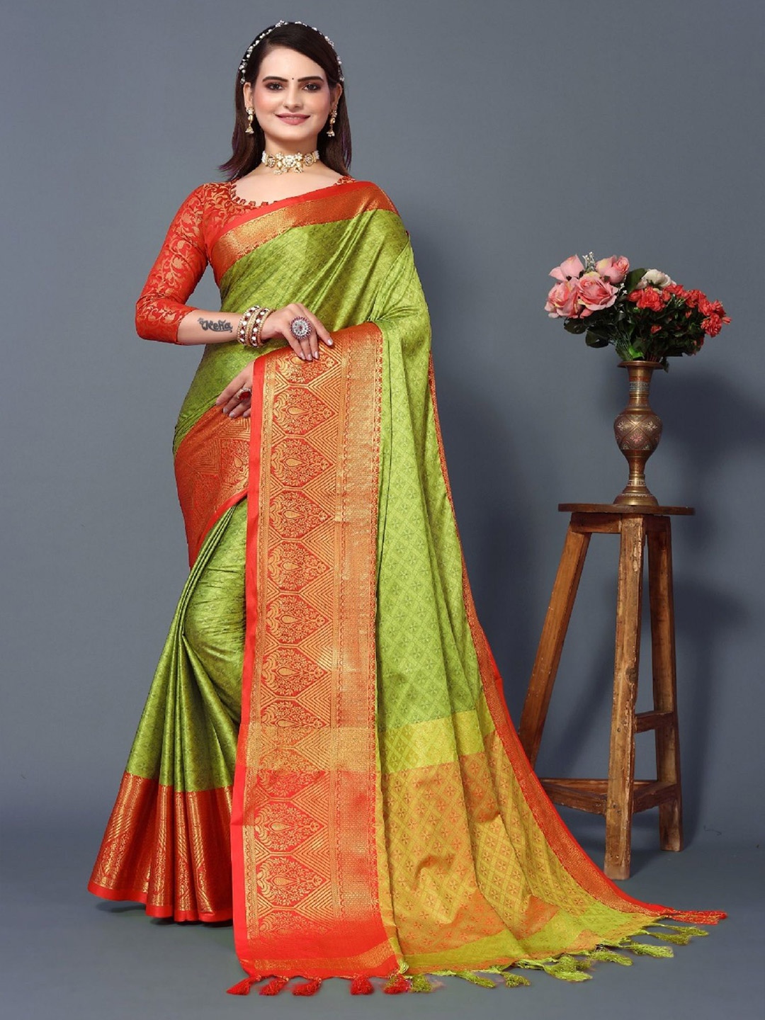 

Aika Woven Design Zari Saree, Orange