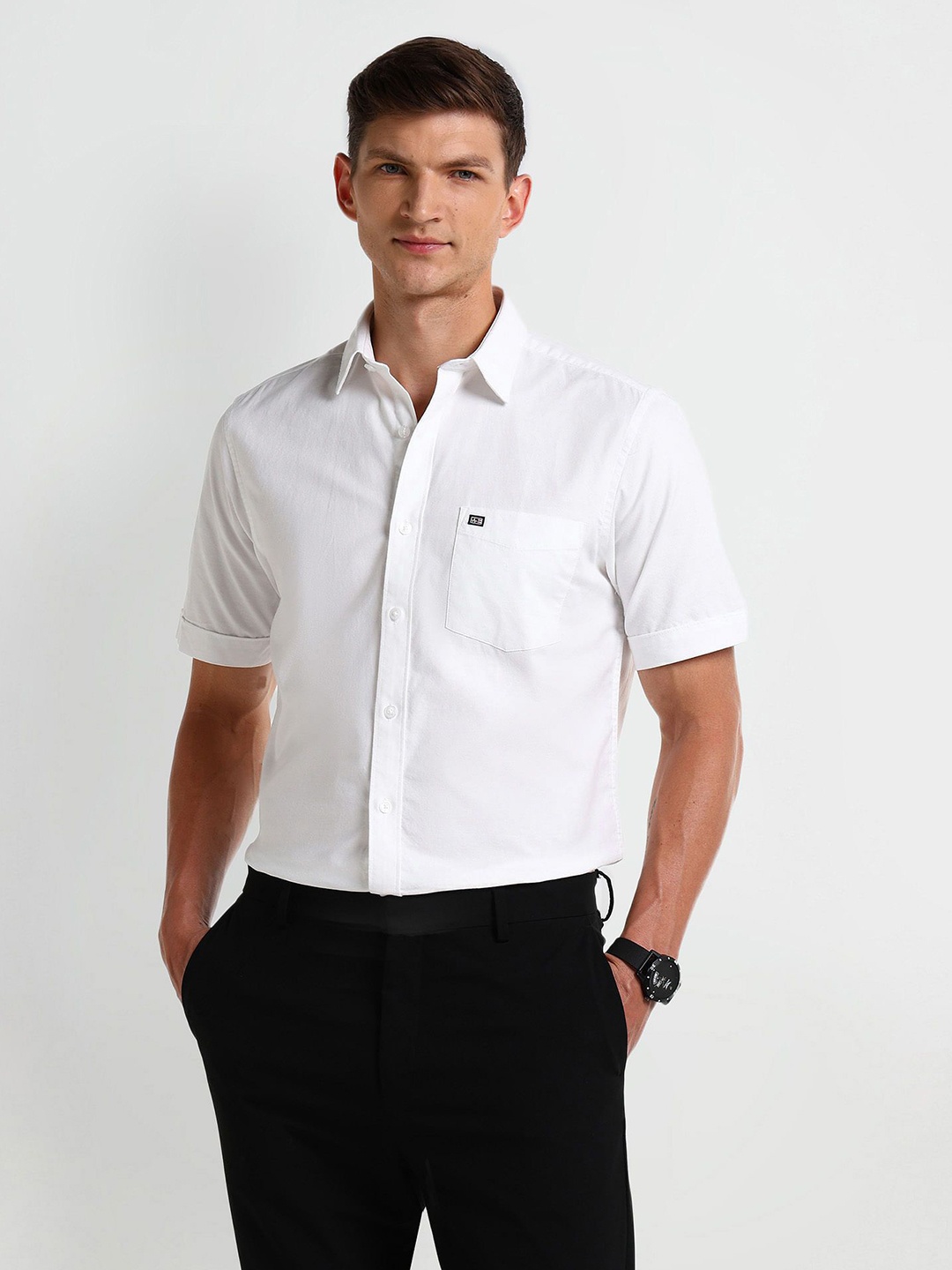 

Arrow Men Modern Spread Collar Solid Cotton Slim Fit Formal Shirt, White