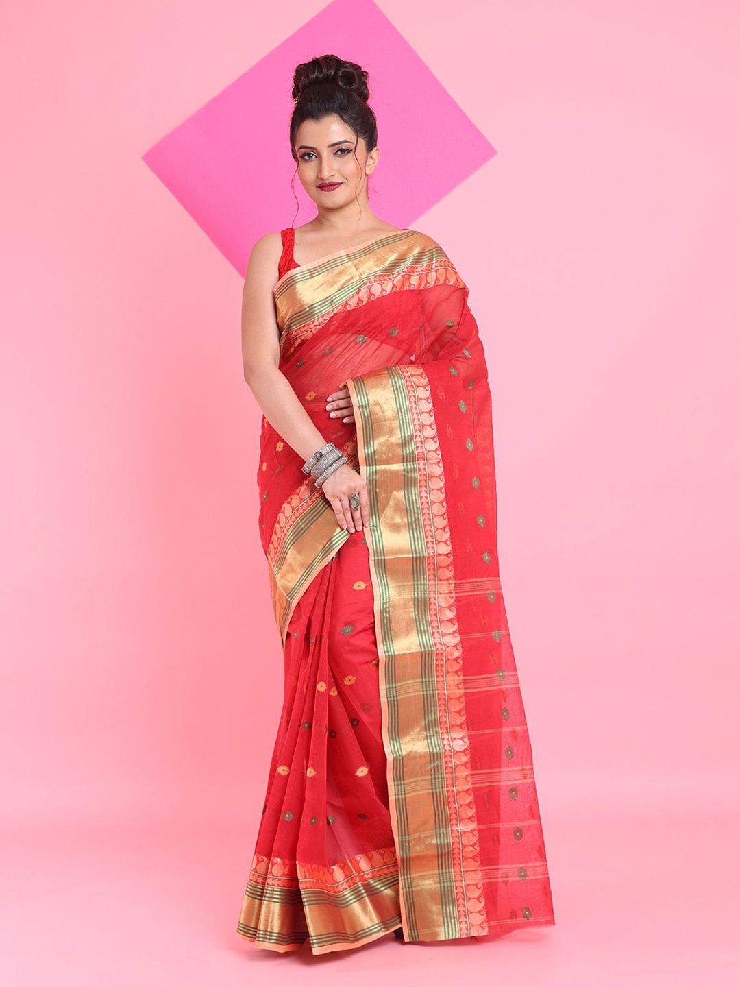 

Arhi Woven Design Zari Pure Cotton Taant Saree, Red