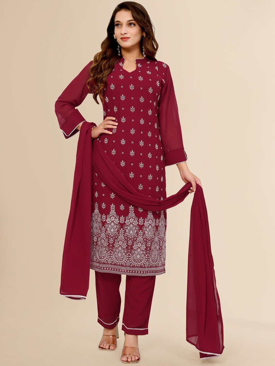 

TITANIUM SILK INDUSTRIES PVT. LTD. Floral Printed Straight Kurta With Trousers & Dupatta, Maroon