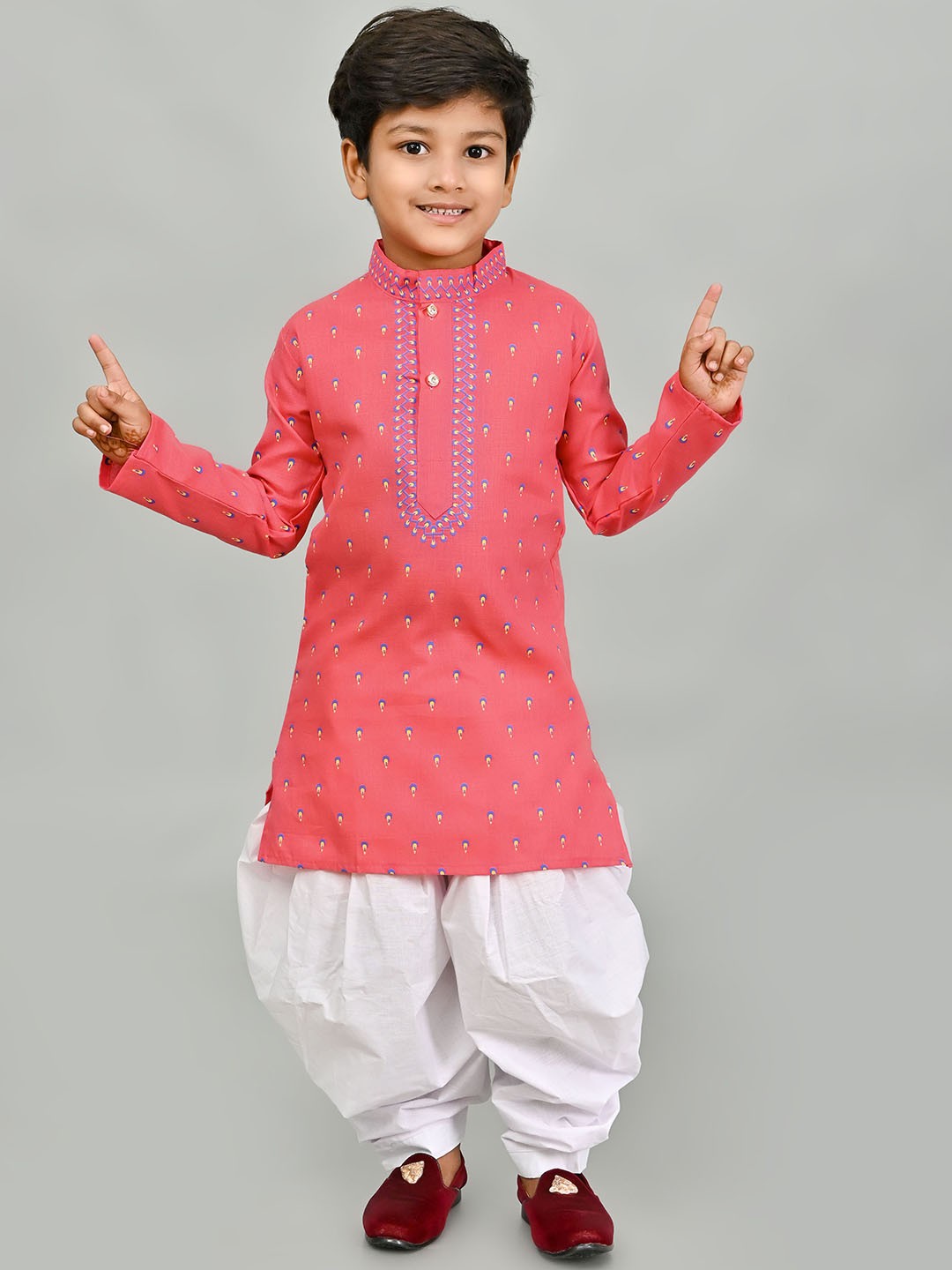 

NFC CREATION Boys Ethnic Printed Mandarin Collar Regular Straight Kurta with Patiala, Orange