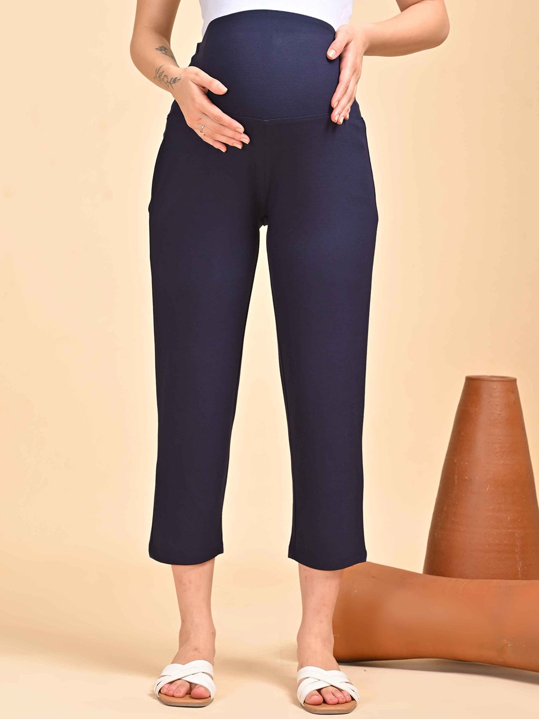 

GOLDSTROMS Women Straight Fit High-Rise Trousers, Navy blue
