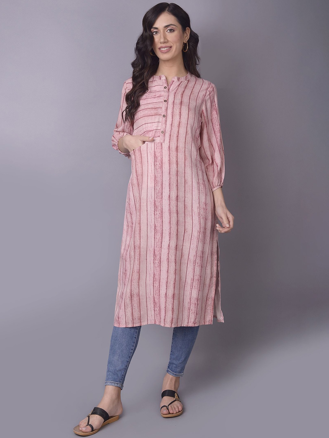 

Shree Striped Puff Sleeves Mandarin Collar Straight Kurta, Pink