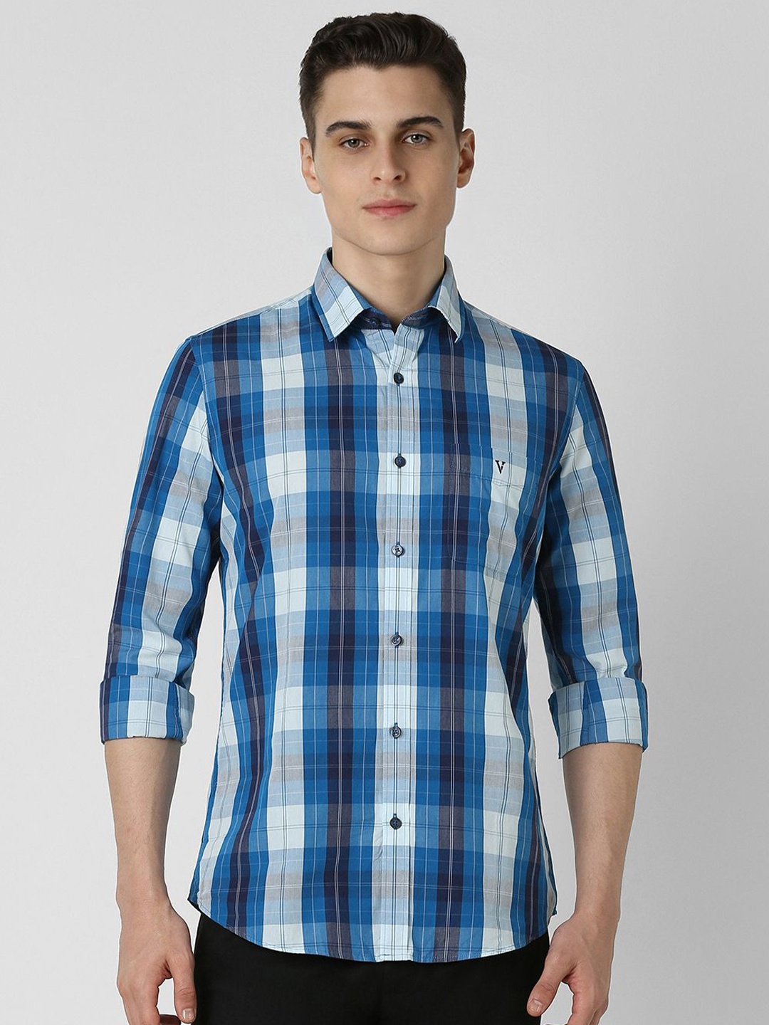 

Van Heusen Sport Men Spread Collar Striped Cotton Slim Fit Casual Shirt, Blue