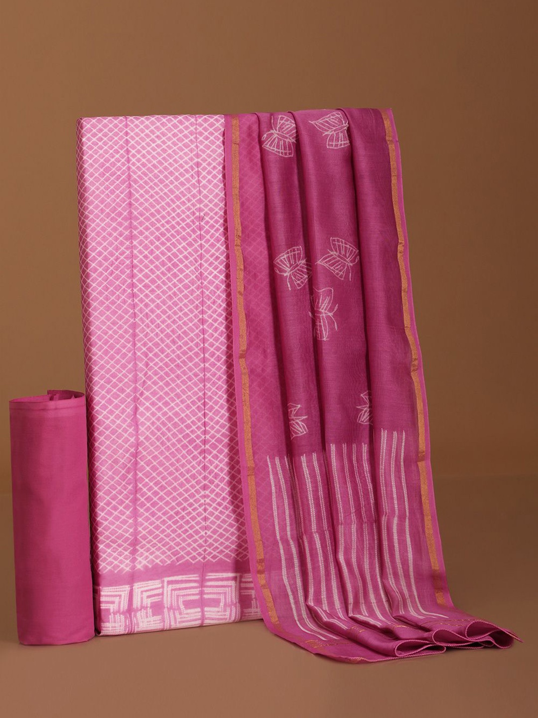 

Taneira Dyed Unstitched Dress Material, Pink