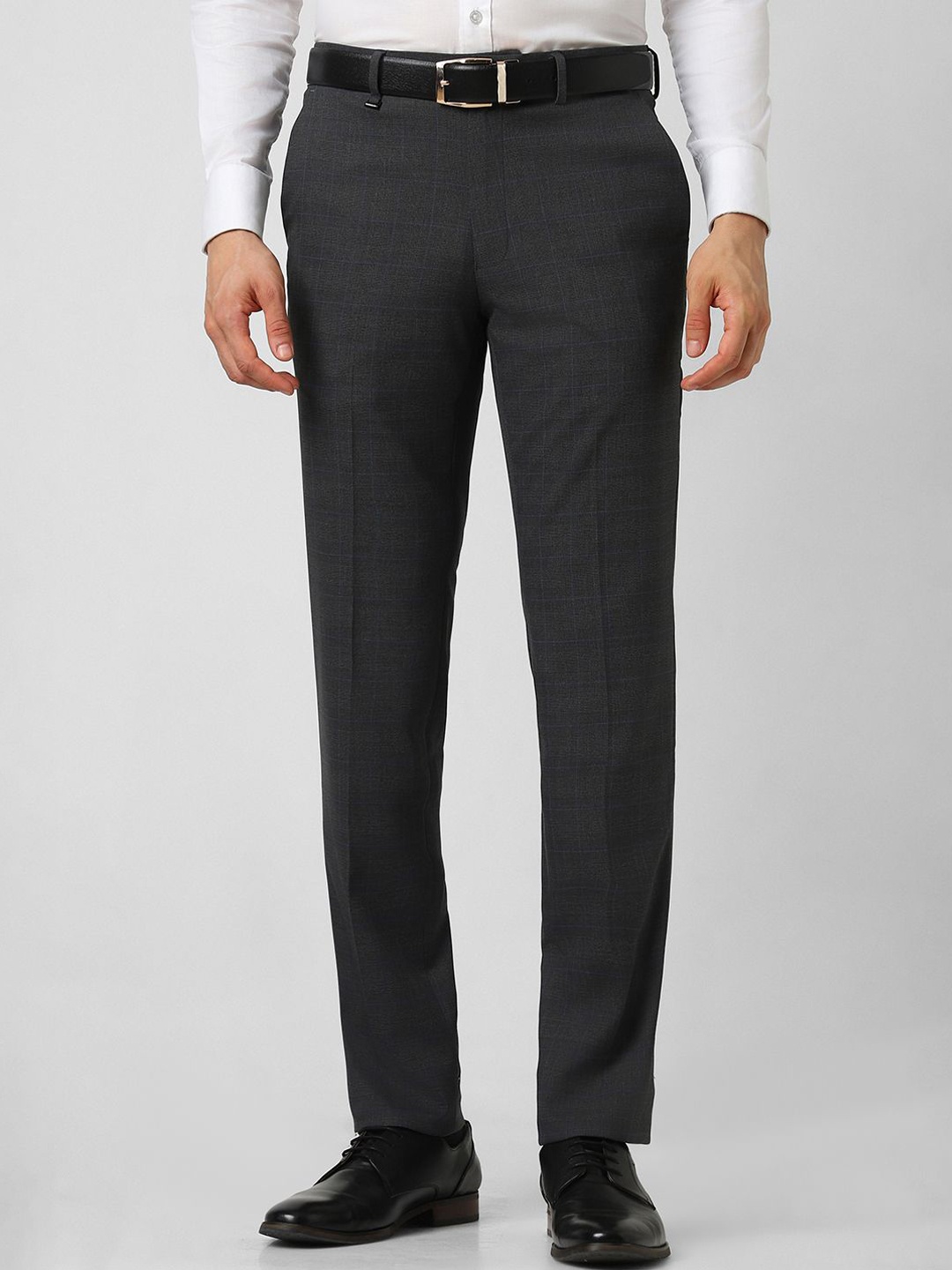 

Van Heusen Men Checked Slim Fit Trousers, Grey