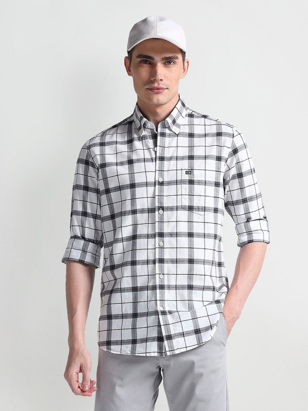 

Arrow Sport Men Smart Button-Down Collar Tartan Checked Cotton Slim Fit Casual Shirt, White