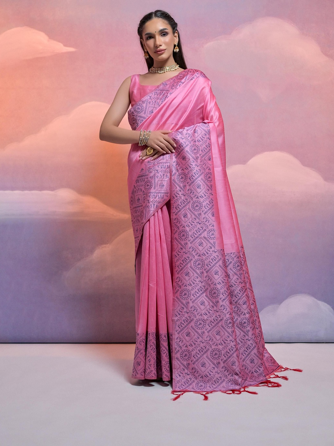 

LeeliPeeri Designer Women Warli Printed Saree, Pink