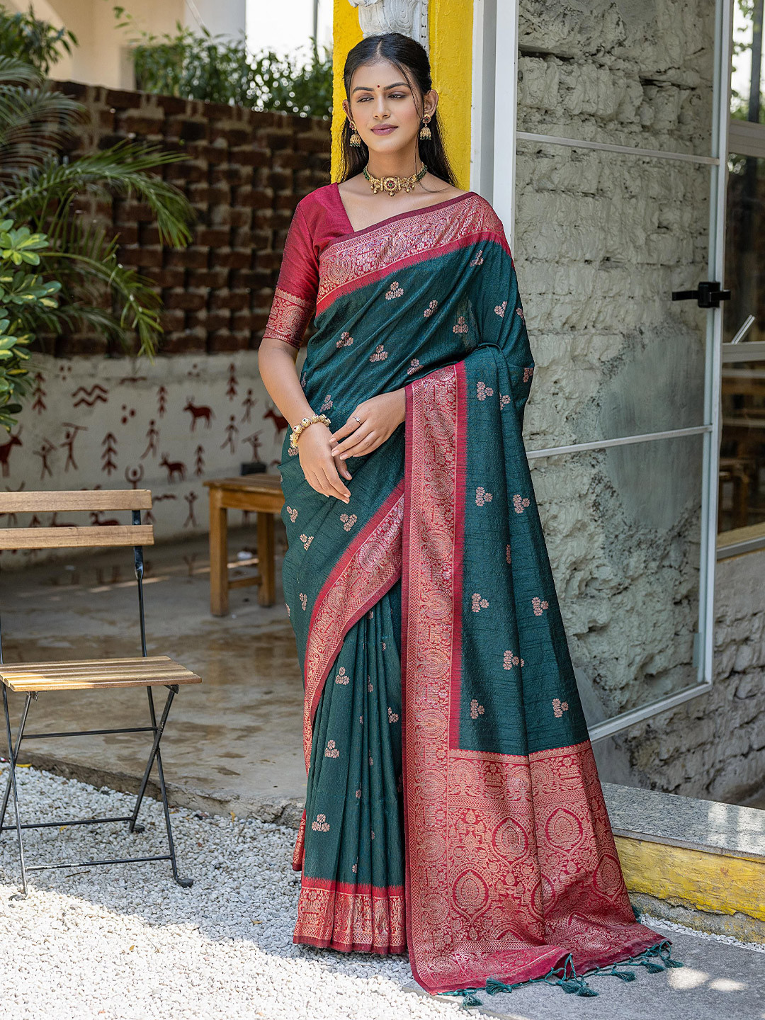

LeeliPeeri Designer Woven Design Zari Banarasi Saree, Green