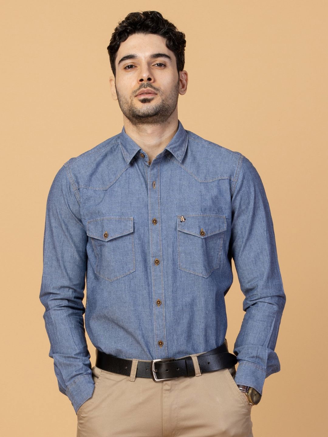 

USMC Men Smart Spread Collar Solid Denim Slim Fit Casual Shirt, Blue