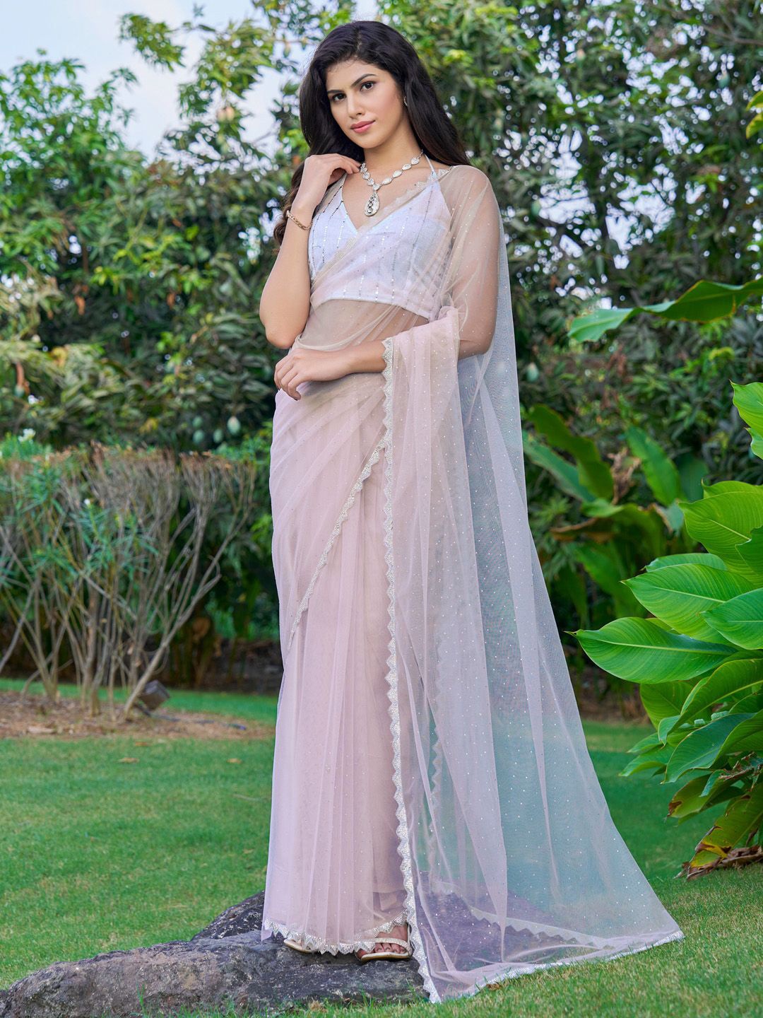 

Anouk Embellished Beads and Stones Net Saree, Mauve