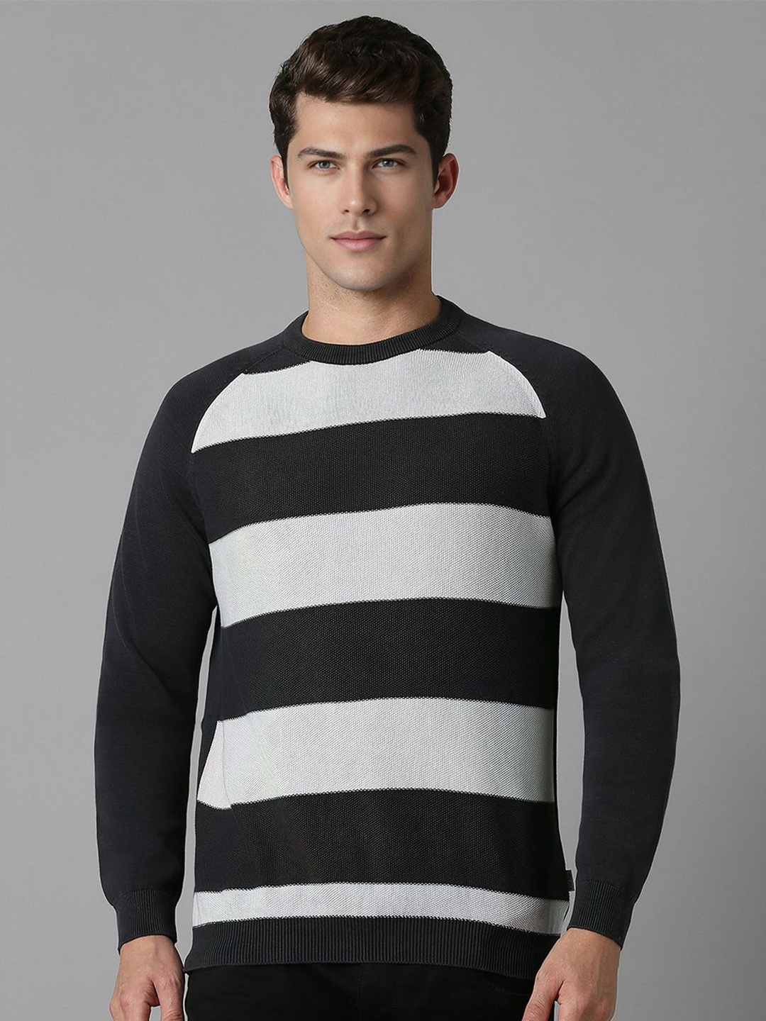

Louis Philippe Jeans Men Striped Pullover, Grey