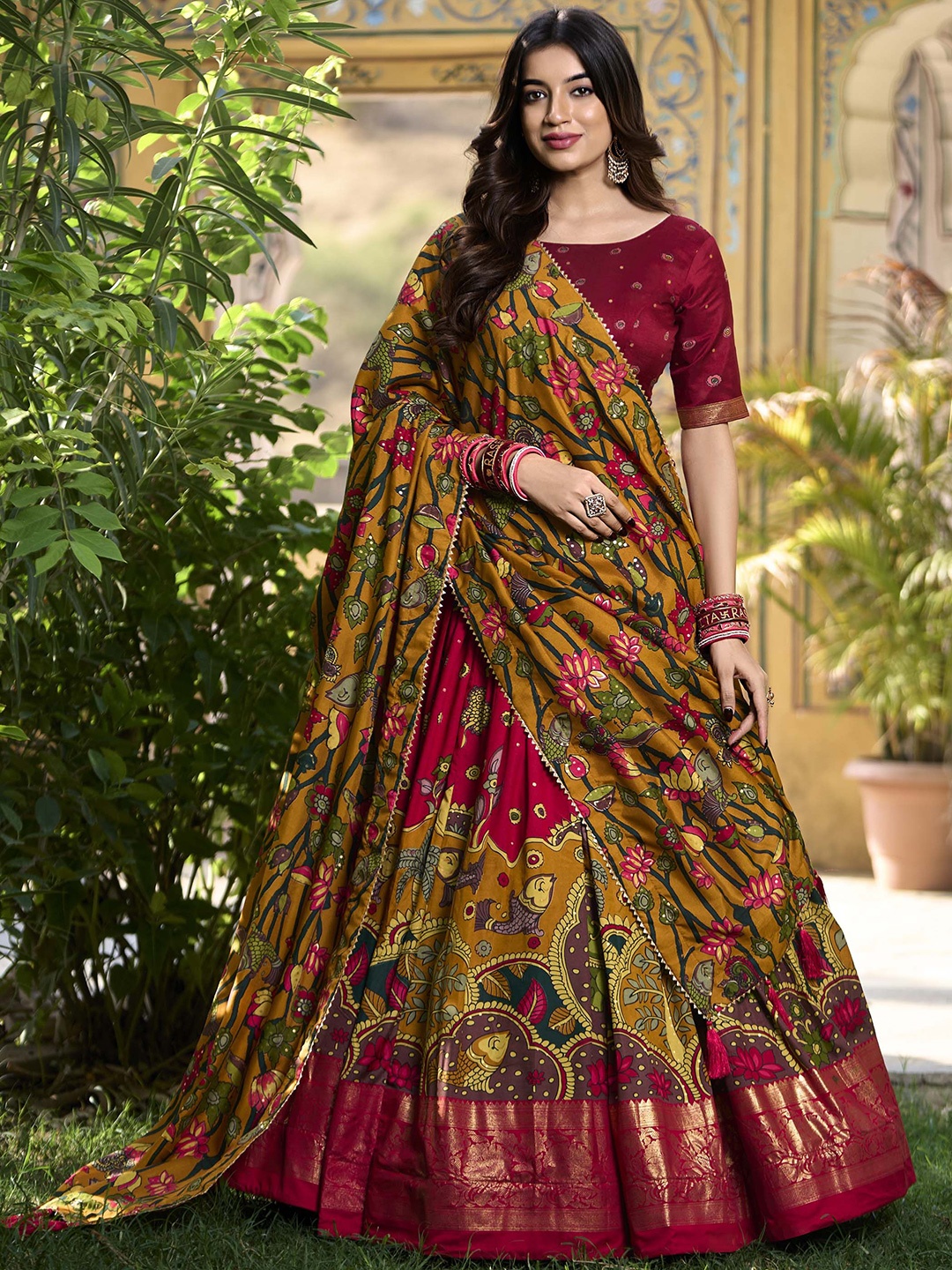 

LOOKNBOOK ART Printed Kalamkari Ready to Wear Lehenga & Unstitched Blouse With Dupatta, Red