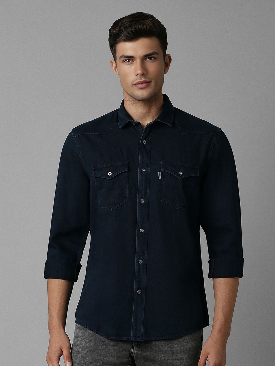 

Louis Philippe Jeans Men Spread Collar Solid Cotton Slim Fit Casual Shirt, Navy blue
