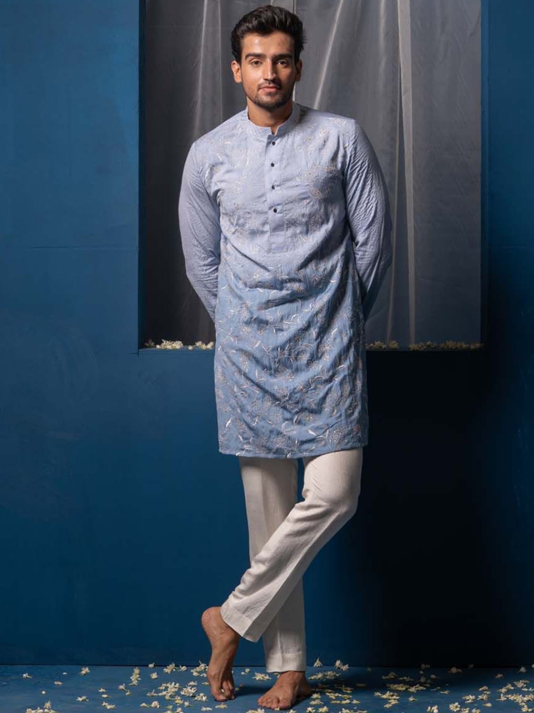 

Ayush Jain Floral Embroidered Thread Work Mandarin Collar Cotton Silk Straight Kurta, Blue