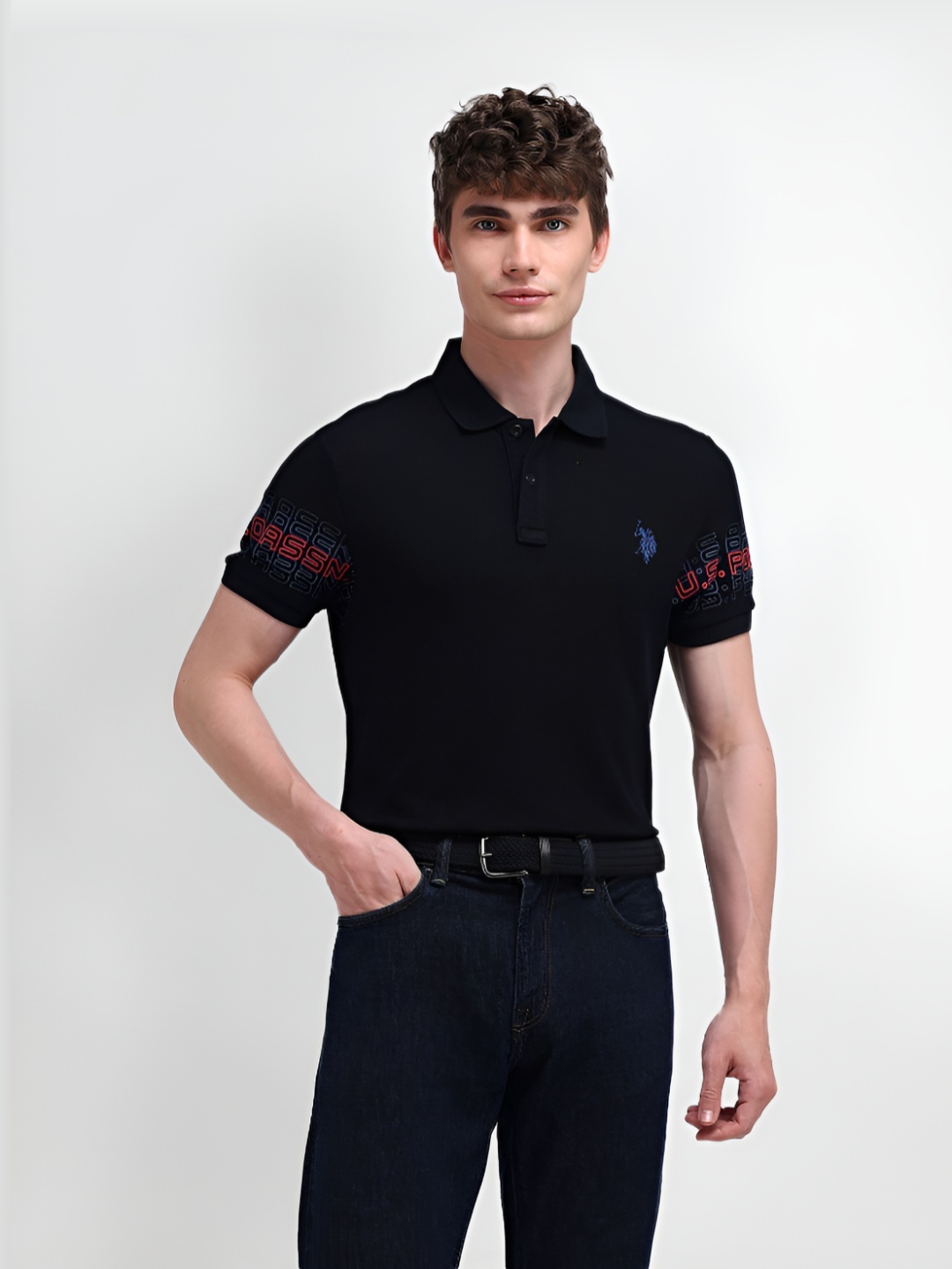 

U.S. Polo Assn. Men Solid Cotton Slim Fit T-shirt, Black