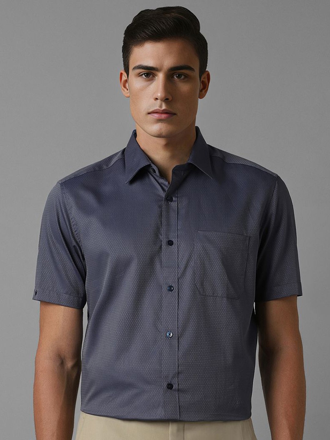 

Louis Philippe Men Spread Collar Micro Ditsy Printed Cotton Formal Shirt, Grey