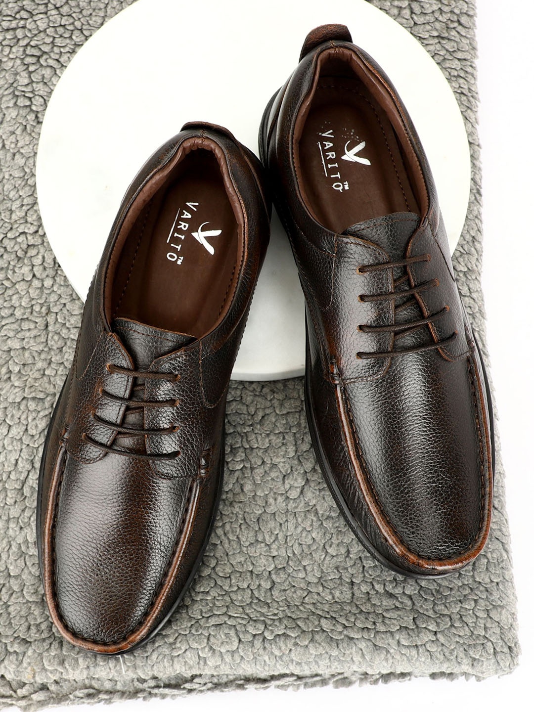 

Varito Men Leather Lace-Ups Formal Derbys, Brown