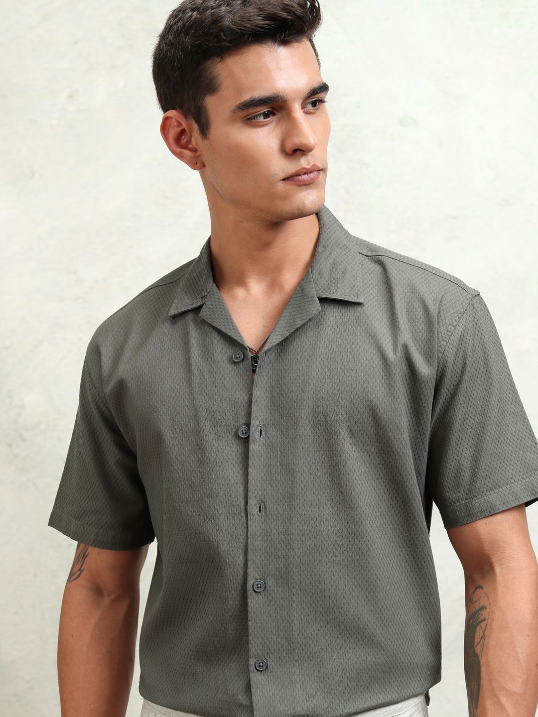 

Highlander Men Olive Lino Dobby Textued Solid Cuban Collar Relaxed Shirt, Green