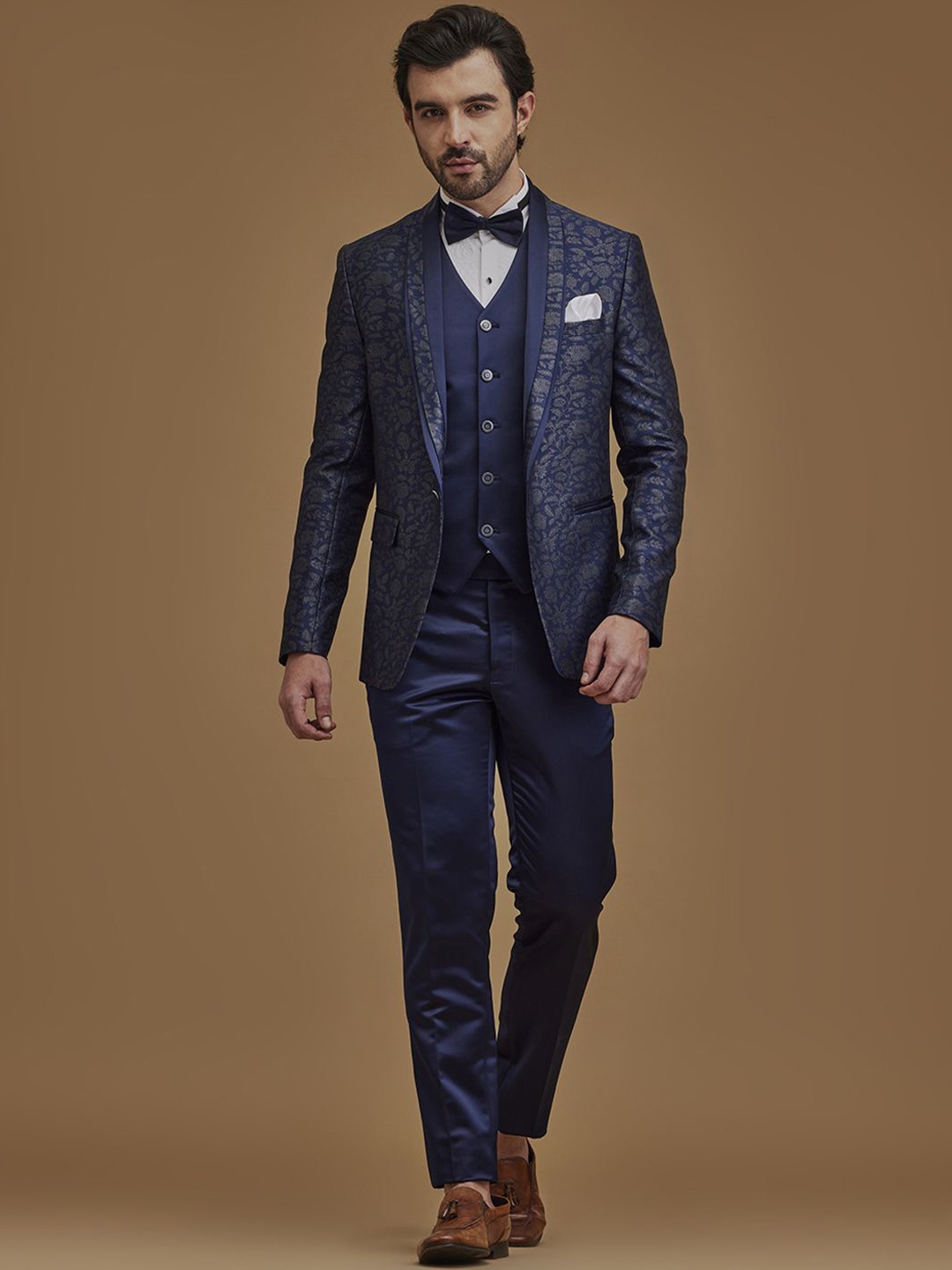 

Neumen Single Breasted Casual 5-Piece Suits, Navy blue