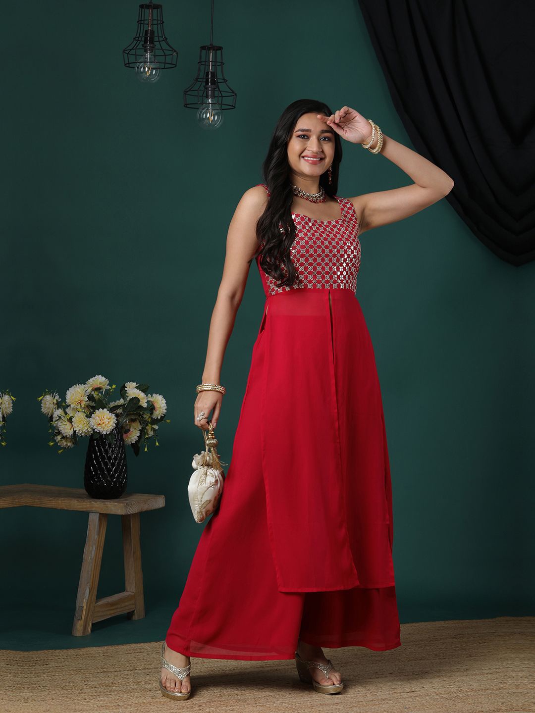 

Globus Women Ethnic Motifs Yoke Design Sequinned Georgette Straight Kurta With Palazzo, Pink