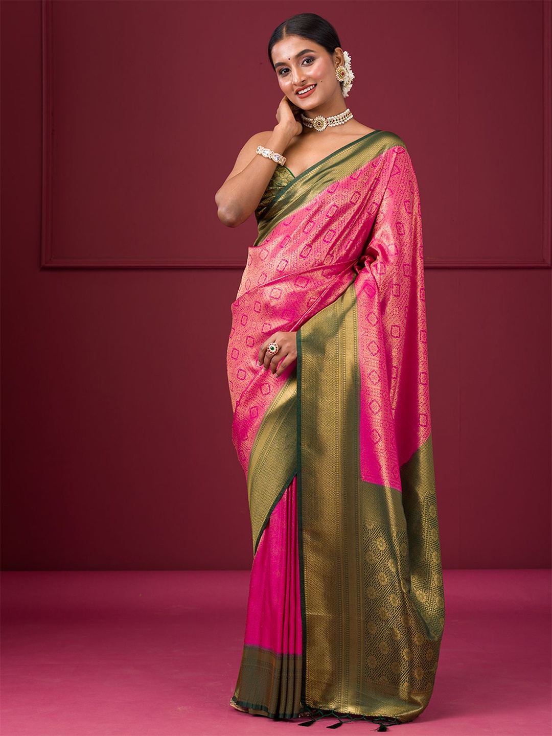 

Koskii Woven Design Zari Saree, Pink