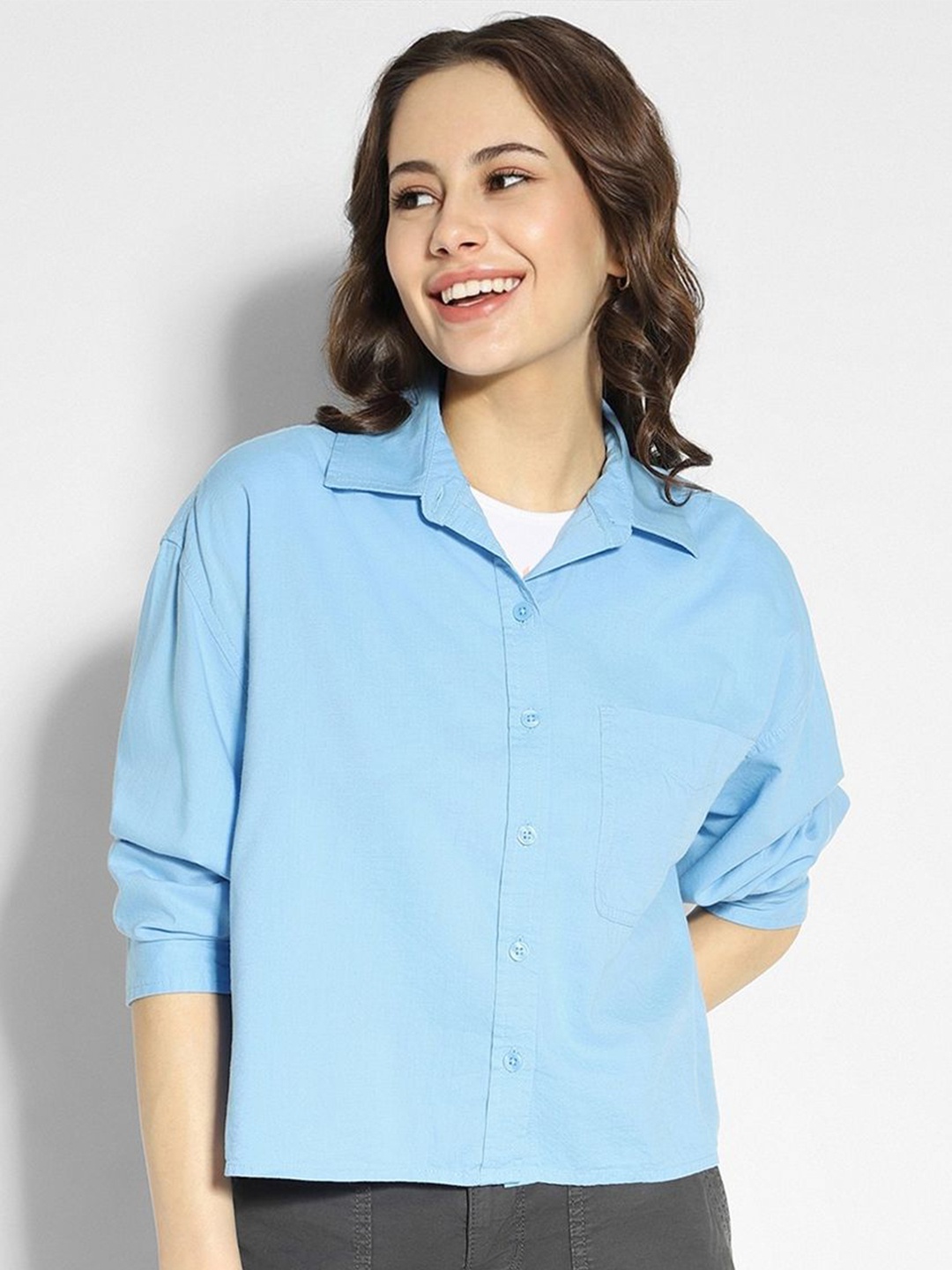 

AMERICAN EAGLE OUTFITTERS Women Spread Collar Solid Cotton Casual Shirt, Blue