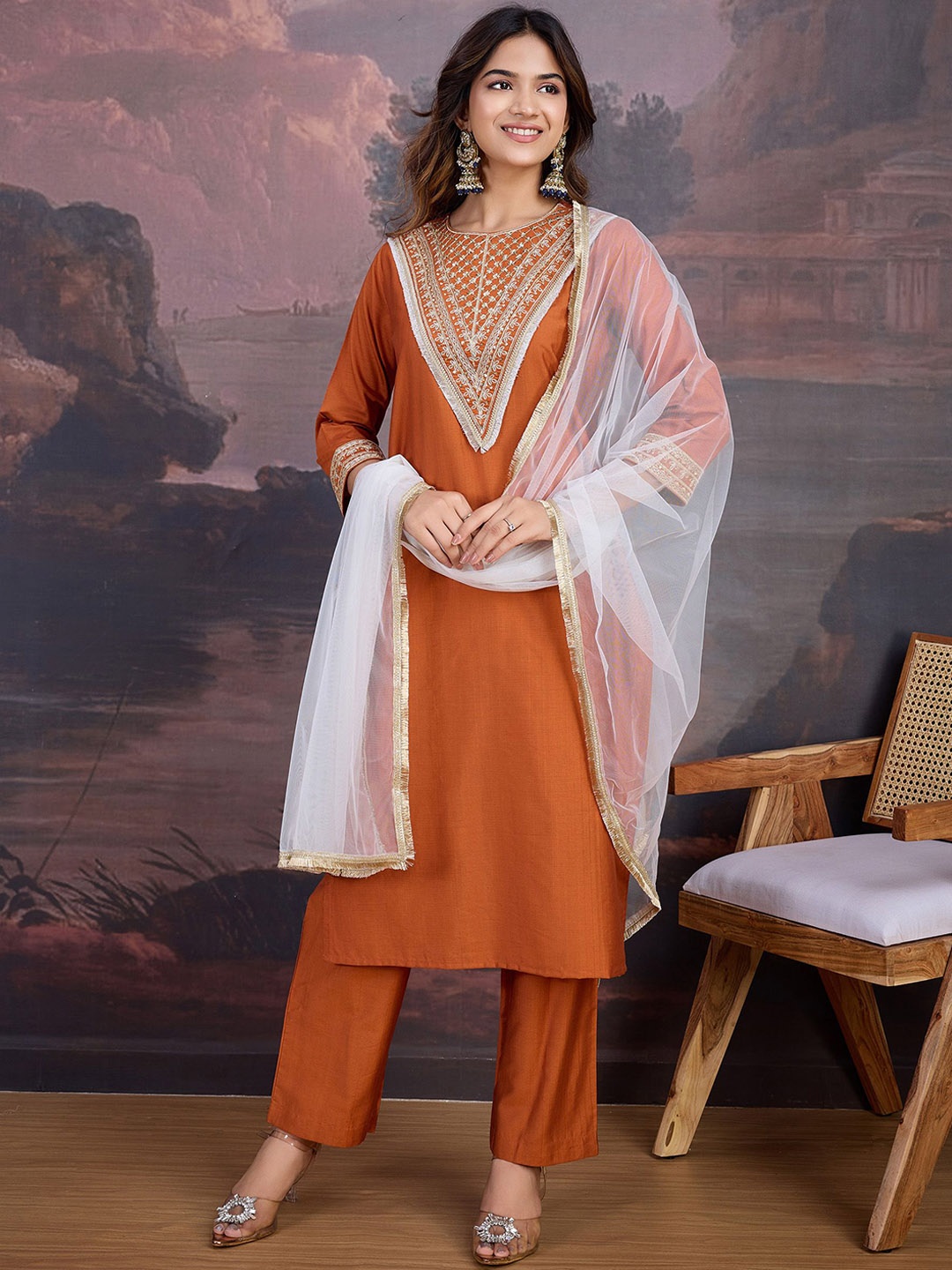 

House of Pataudi Floral Embroidered Zari Work Kurta And Trouser With Dupatta, Rust