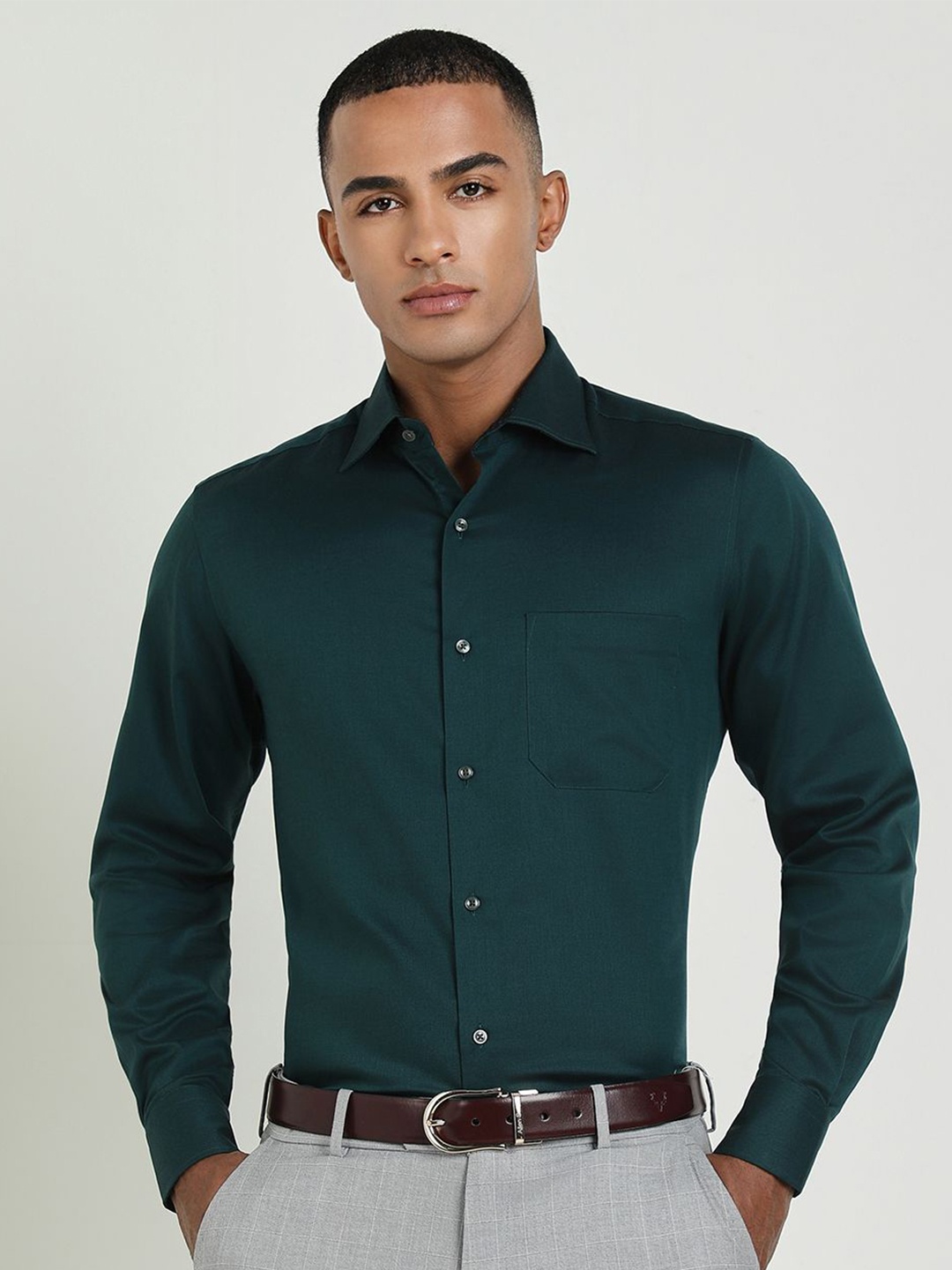 

Allen Solly Sport Men Spread Collar Solid Cotton Formal Shirt, Green