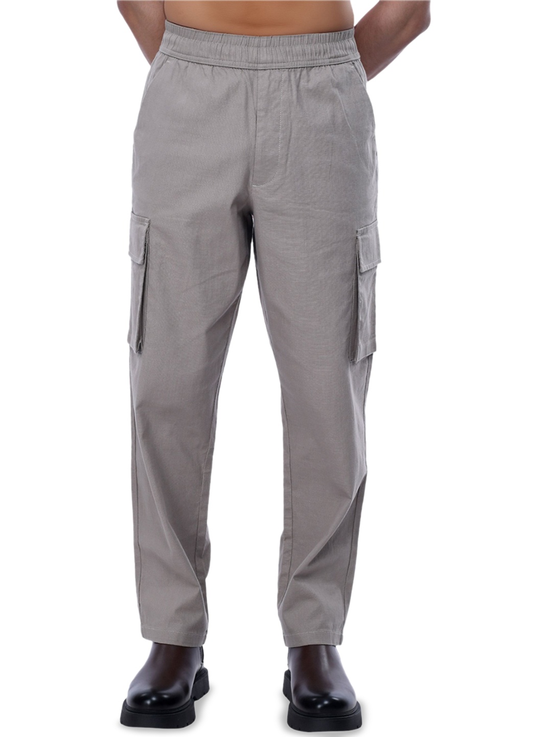 

Tailoraedge Men Solid Loose Fit Cargos Trousers, Beige