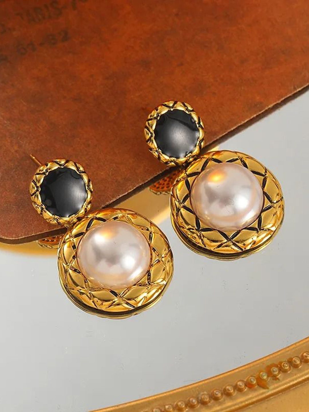 

VIEN Gold-Plated Contemporary Studded Pearls Beaded Drop Earrings