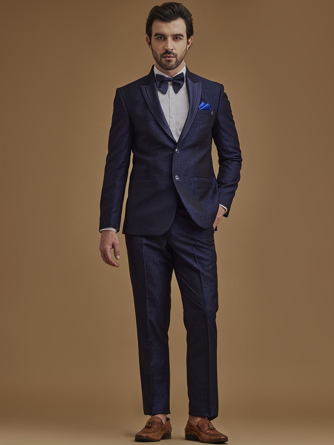 

Neumen Single-Breasted Two-Piece Formal Suit, Navy blue