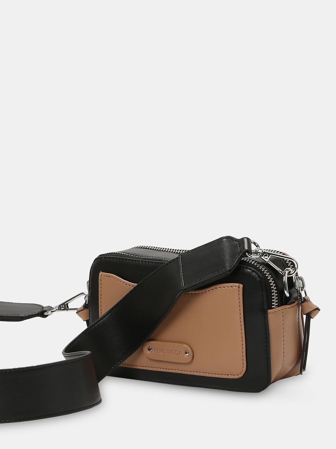 

Vero Moda PU Structured Sling Bag, Black