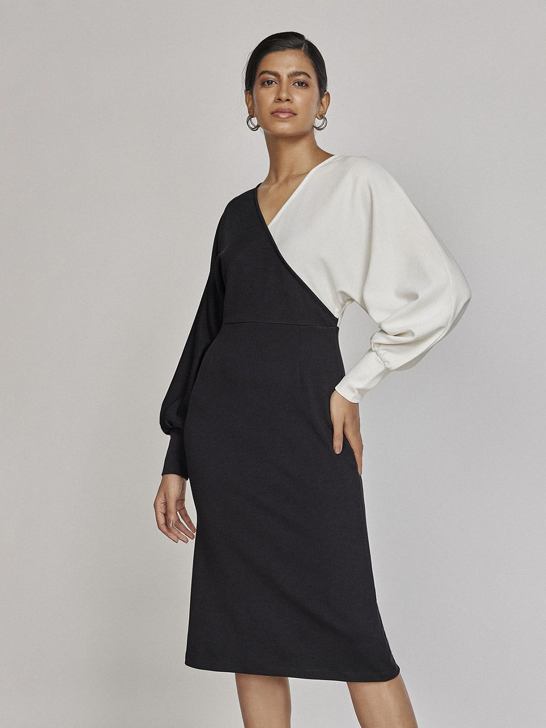 

The Label Life Colourblocked Cuffed Sleeves Wrap Dress, Black