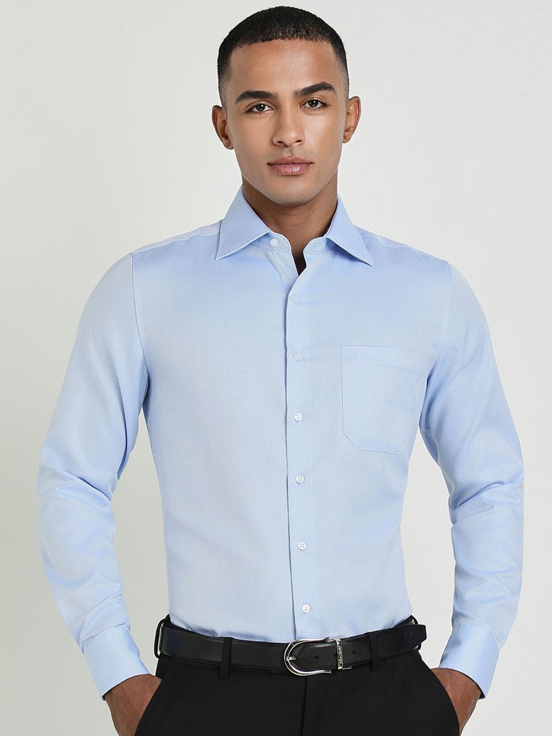 

Allen Solly Sport Men Spread Collar Solid Cotton Slim Fit Formal Shirt, Blue