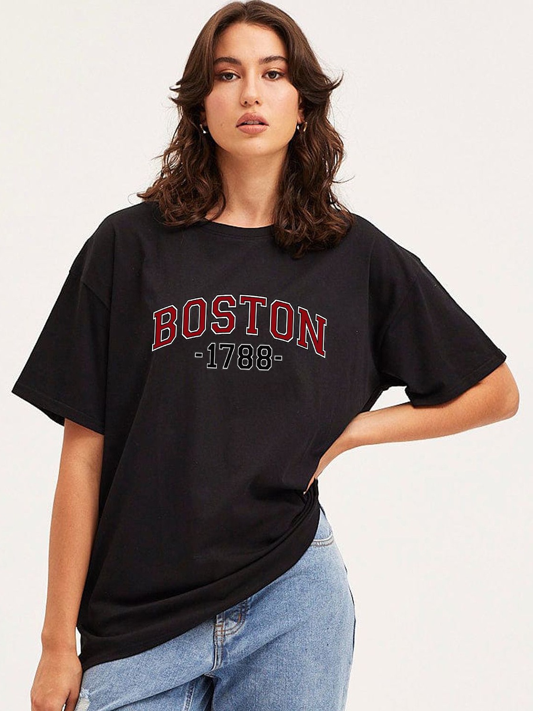

Genzy Women Typography Printed Drop-Shoulder Sleeves Oversized T-shirt, Black