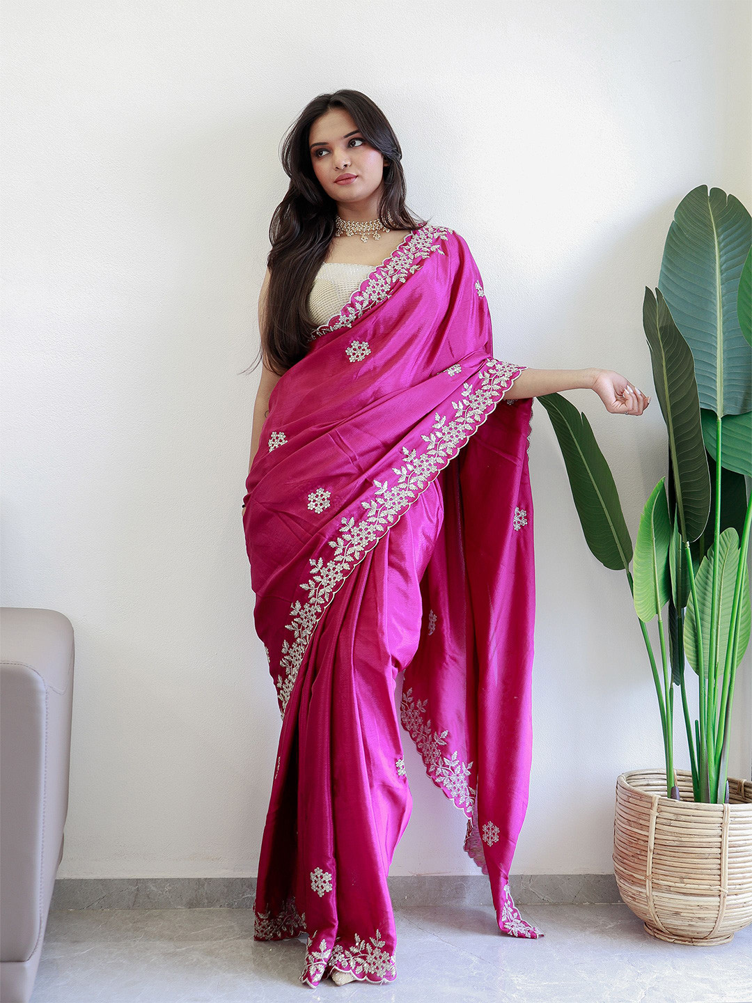 

Anouk Floral Embroidered Poly Chiffon Saree, Burgundy