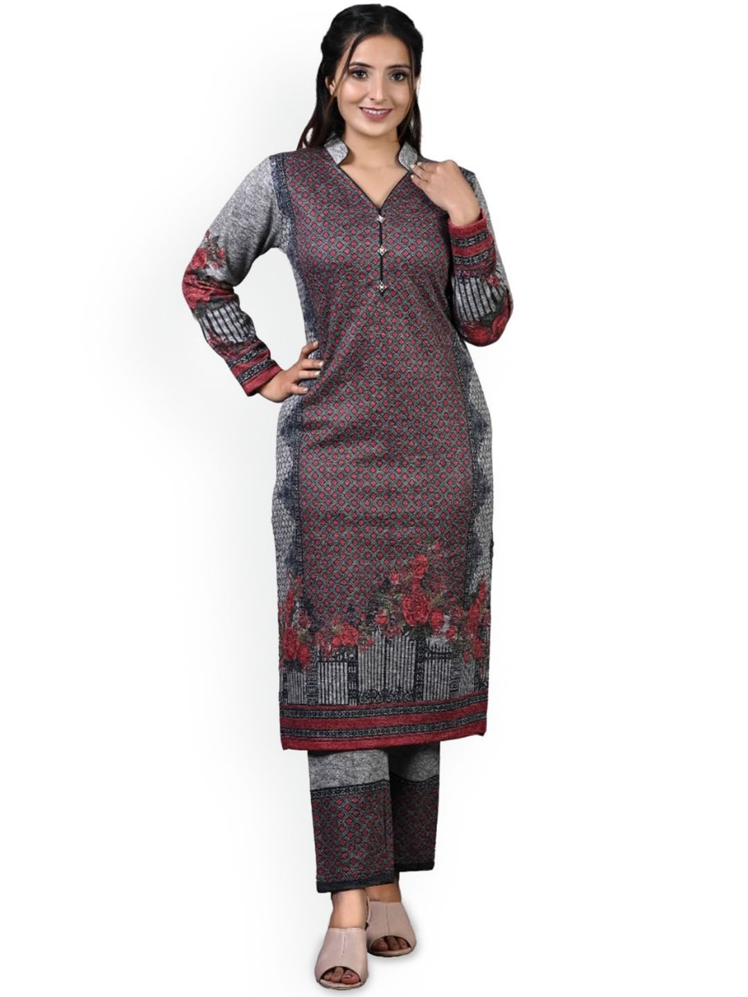

TWENTY ME Floral Printed V Neck Straight Kurta with Pyjamas, Grey